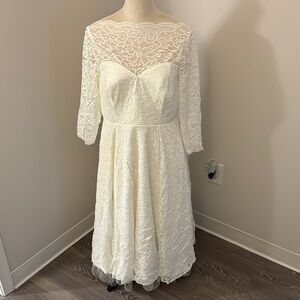 Torrid Ivory Lace Wedding Dress